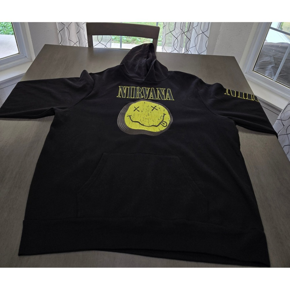 Nirvana Smiley Face Graphic Hoodie Black Yellow Grunge Band Sweatshirt Mens 2XL